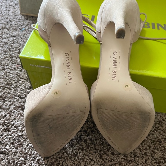 Gianni Bini Women's Cream Lace-Up Heels
Good Condition - Picture 5 of 5